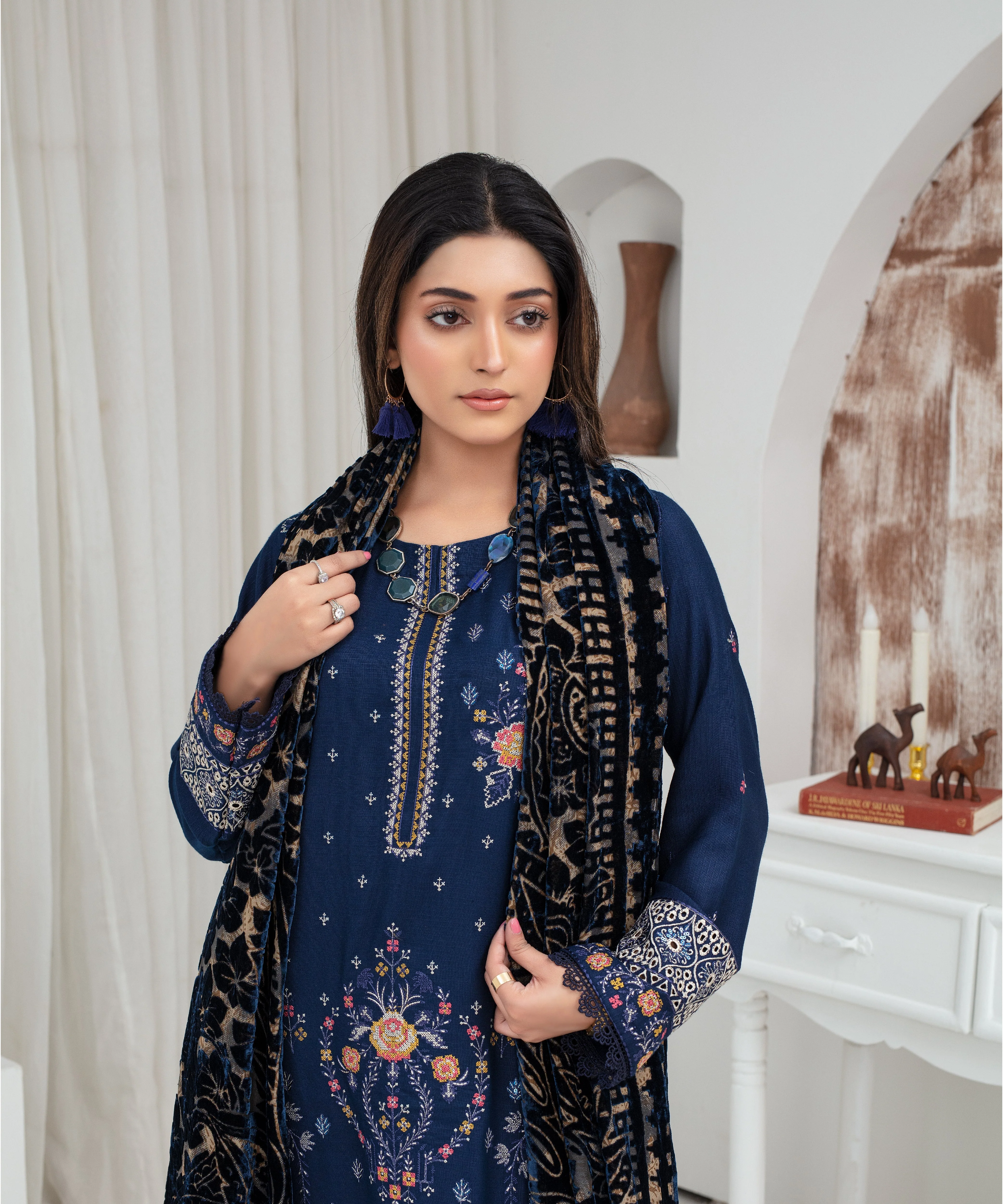 CREATION Dhanak 3PC Chikankari Embroidered Shirt With Velvet Plachi Shawl- 2103 - Image 3